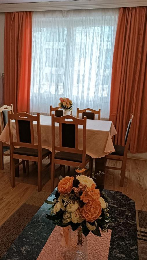 City Park Apartments Prishtine Bagian luar foto