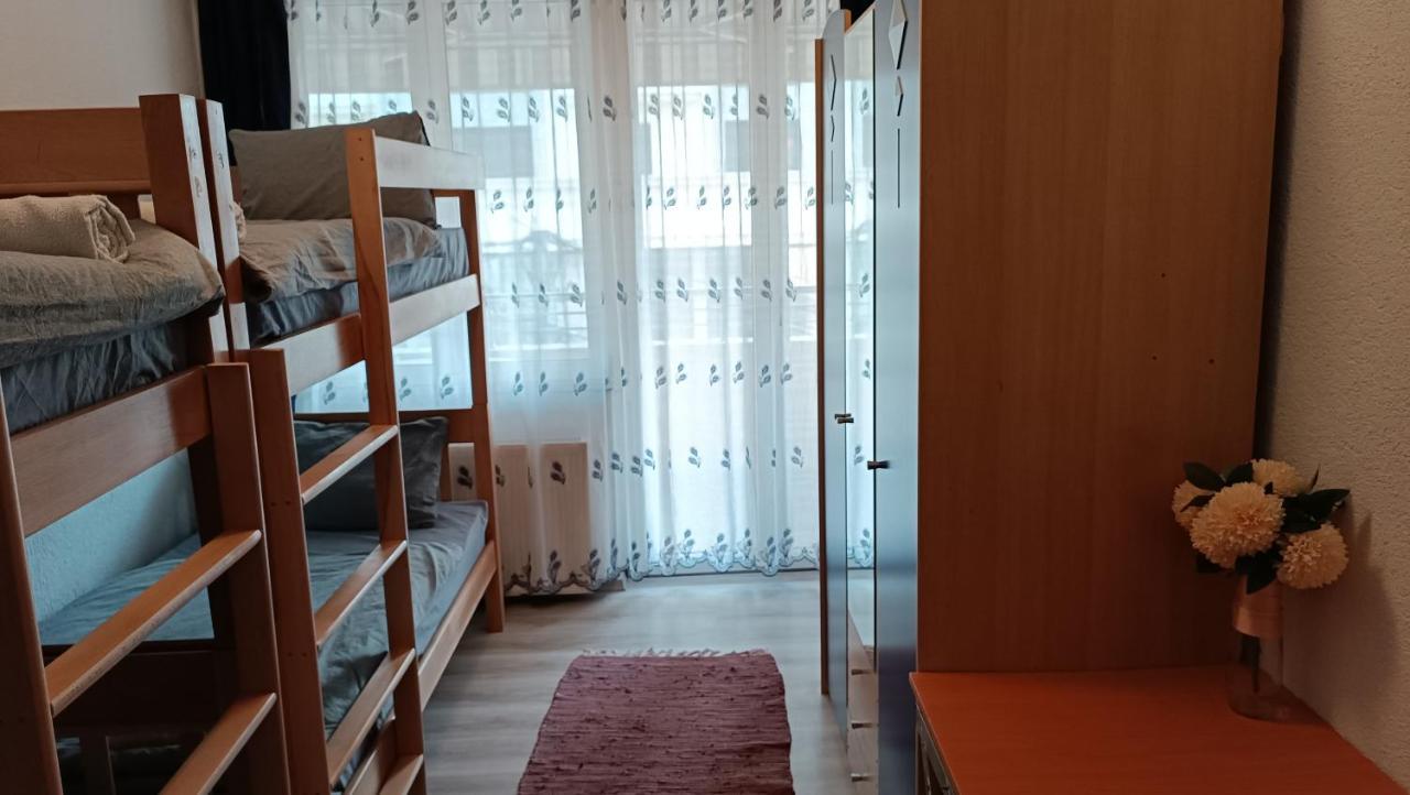 City Park Apartments Prishtine Bagian luar foto