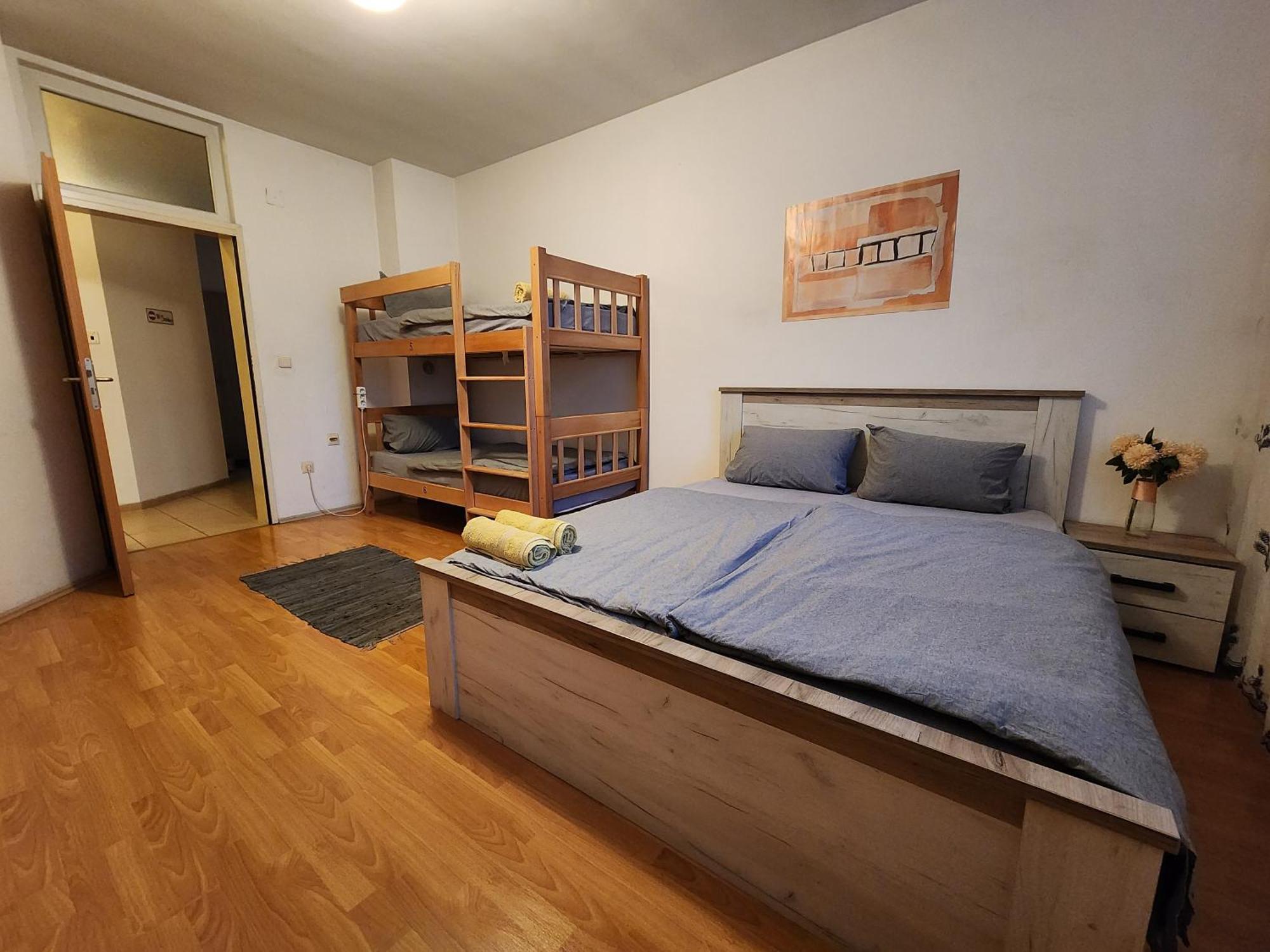 City Park Apartments Prishtine Bagian luar foto