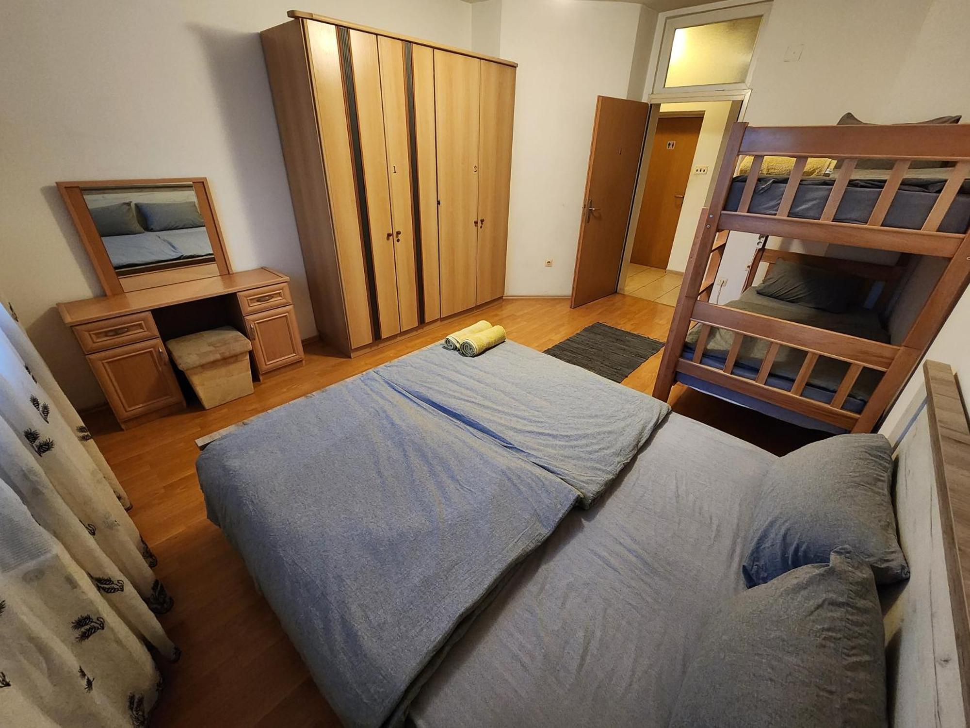 City Park Apartments Prishtine Bagian luar foto