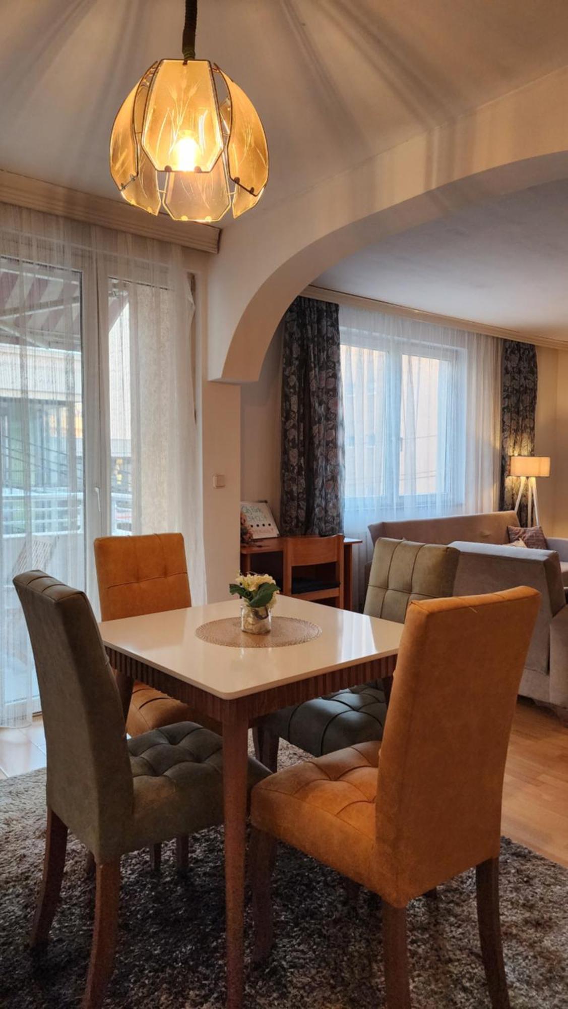 City Park Apartments Prishtine Bagian luar foto