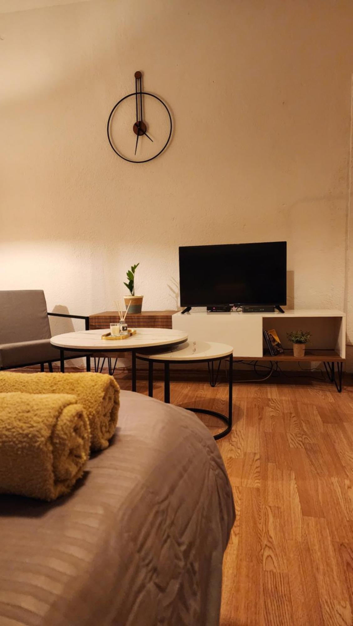 City Park Apartments Prishtine Bagian luar foto